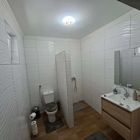 Ilona Vendeghaz - Apartament
