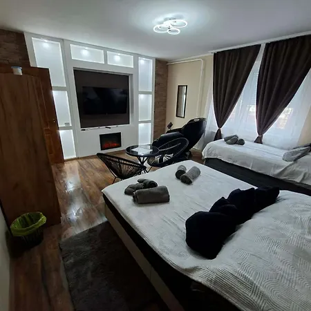 Ilona Vendeghaz - Apartament *